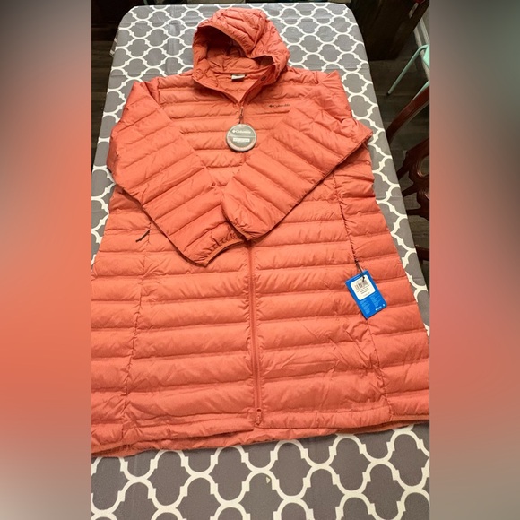 Columbia Women’s Lake 22 Long Down Hooded Coat NWT - Picture 2 of 12